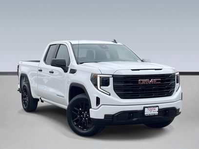 New 2026 GMC Sierra 1500 Pro w/ Graphite Edition
