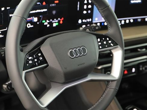 New 2025 Audi Q5 2.0T Premium Plus image 16