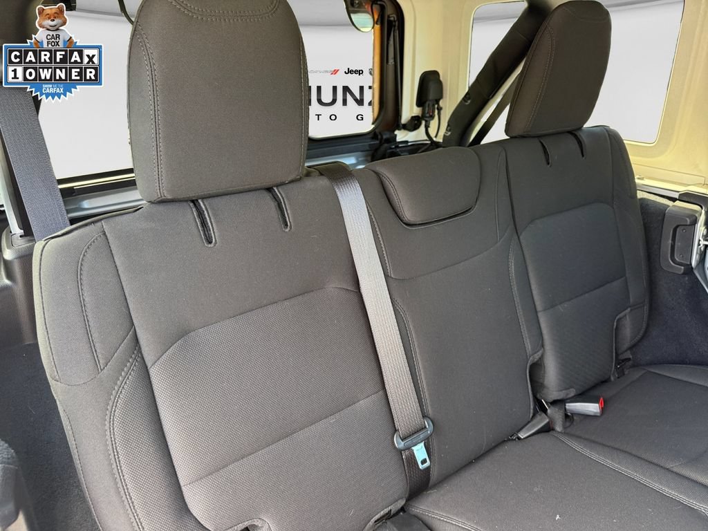 Used 2022 Jeep Wrangler Unlimited Sport AWD/4WD image 16