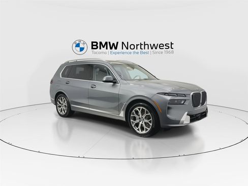 New 2026 BMW X7 xDrive40i w/ Premium Package image 6