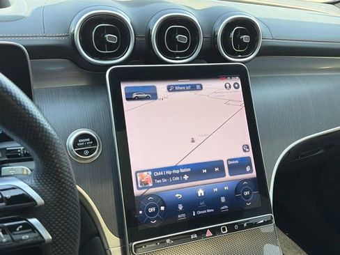 Used 2023 Mercedes-Benz GLC 300 image 21