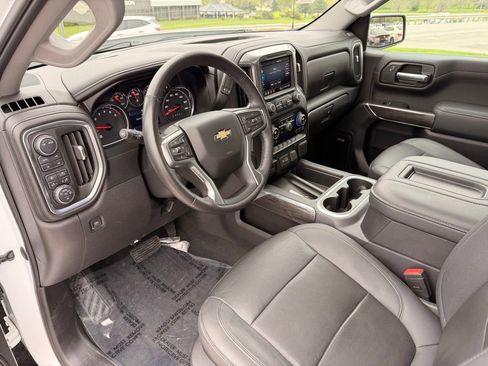 Used 2021 Chevrolet Silverado 1500 LTZ w/ LTZ Premium Package image 32