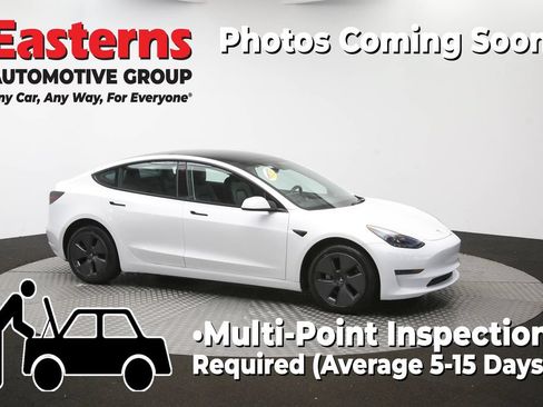 Used 2023 Tesla Model 3 Standard Range RWD image 43