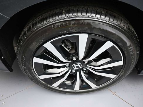 Used 2024 Honda Civic EX image 12