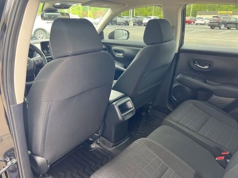 Certified 2025 Honda HR-V LX image 19