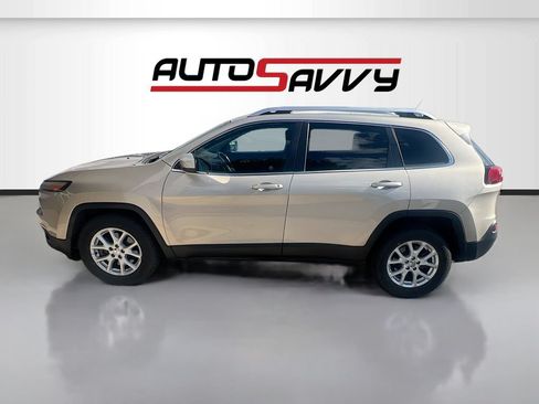 Used 2015 Jeep Cherokee Latitude AWD/4WD image 4