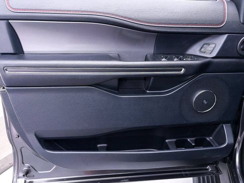 Used 2021 Ford Expedition Limited RWD image 13