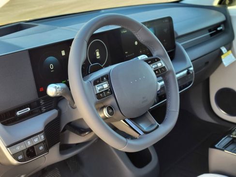 New 2026 Hyundai Ioniq 5 Limited image 16