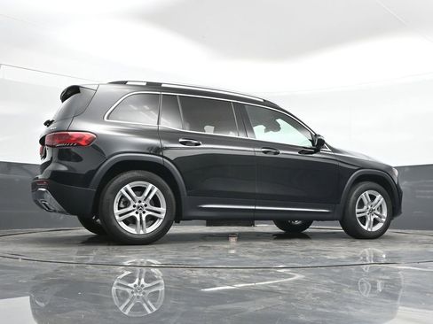 Used 2023 Mercedes-Benz GLB 250 4MATIC image 46