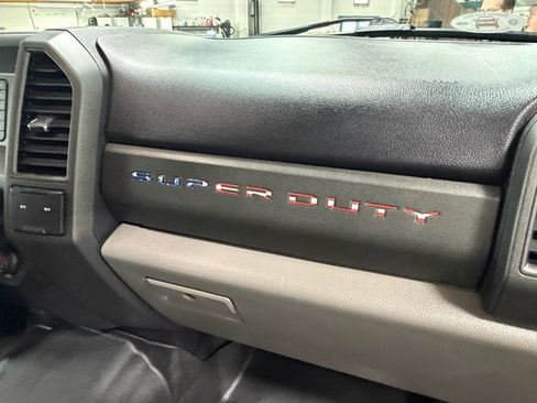 Used 2020 Ford F250 XL w/ STX Appearance Package image 16