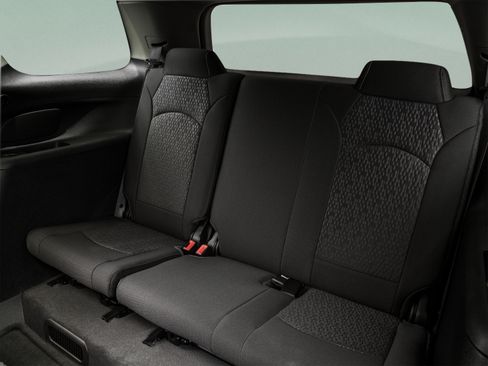 Used 2015 GMC Acadia Denali FWD image 18