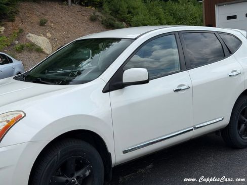 Used 2013 Nissan Rogue S w/ Special Edition Pkg AWD/4WD image 26
