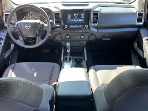 Certified 2023 Nissan Frontier SV w/ Tow Package image 22