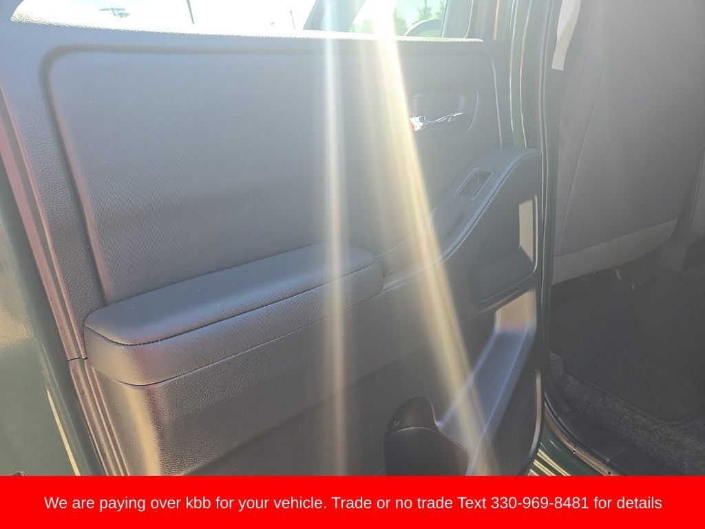 Used 2023 Nissan Frontier SV w/ SV Convenience Package AWD/4WD image 33