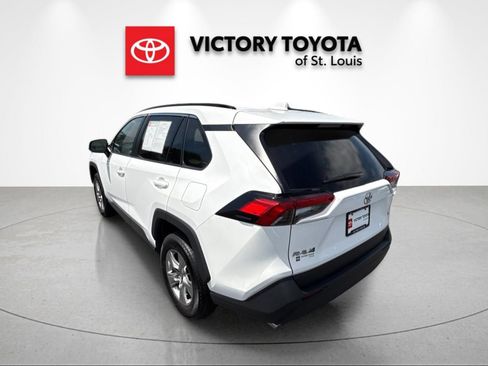 Used 2025 Toyota RAV4 XLE FWD image 5