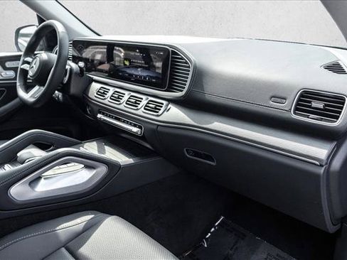 Certified 2026 Mercedes-Benz GLS 450 4MATIC image 27