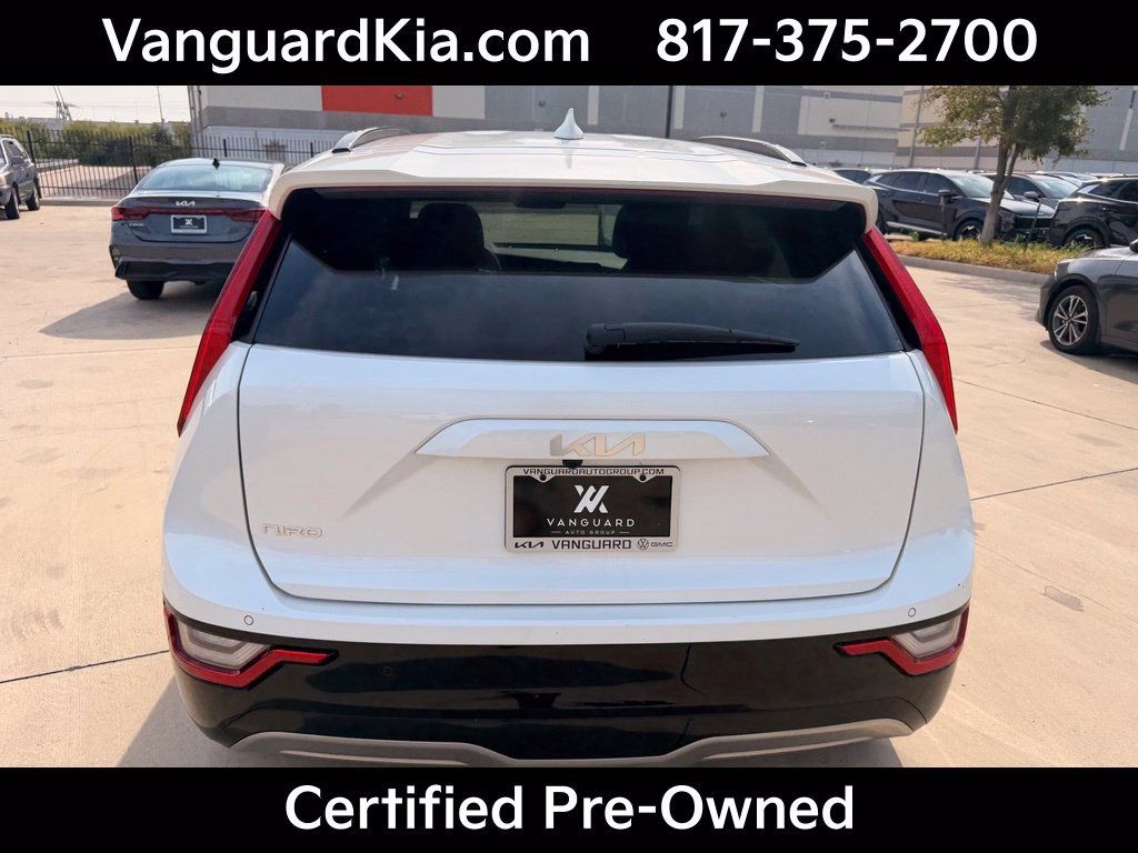 Used 2023 Kia Niro Wave FWD image 3