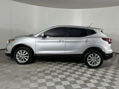 Used 2021 Nissan Rogue Sport S image 7