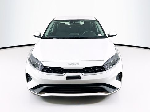 Used 2024 Kia Forte LXS FWD image 2