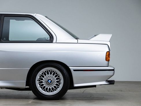 Used 1990 BMW M3 Coupe image 24