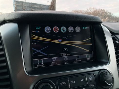 Used 2017 Chevrolet Tahoe LT image 22