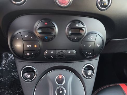 Used 2014 FIAT 500 e image 4