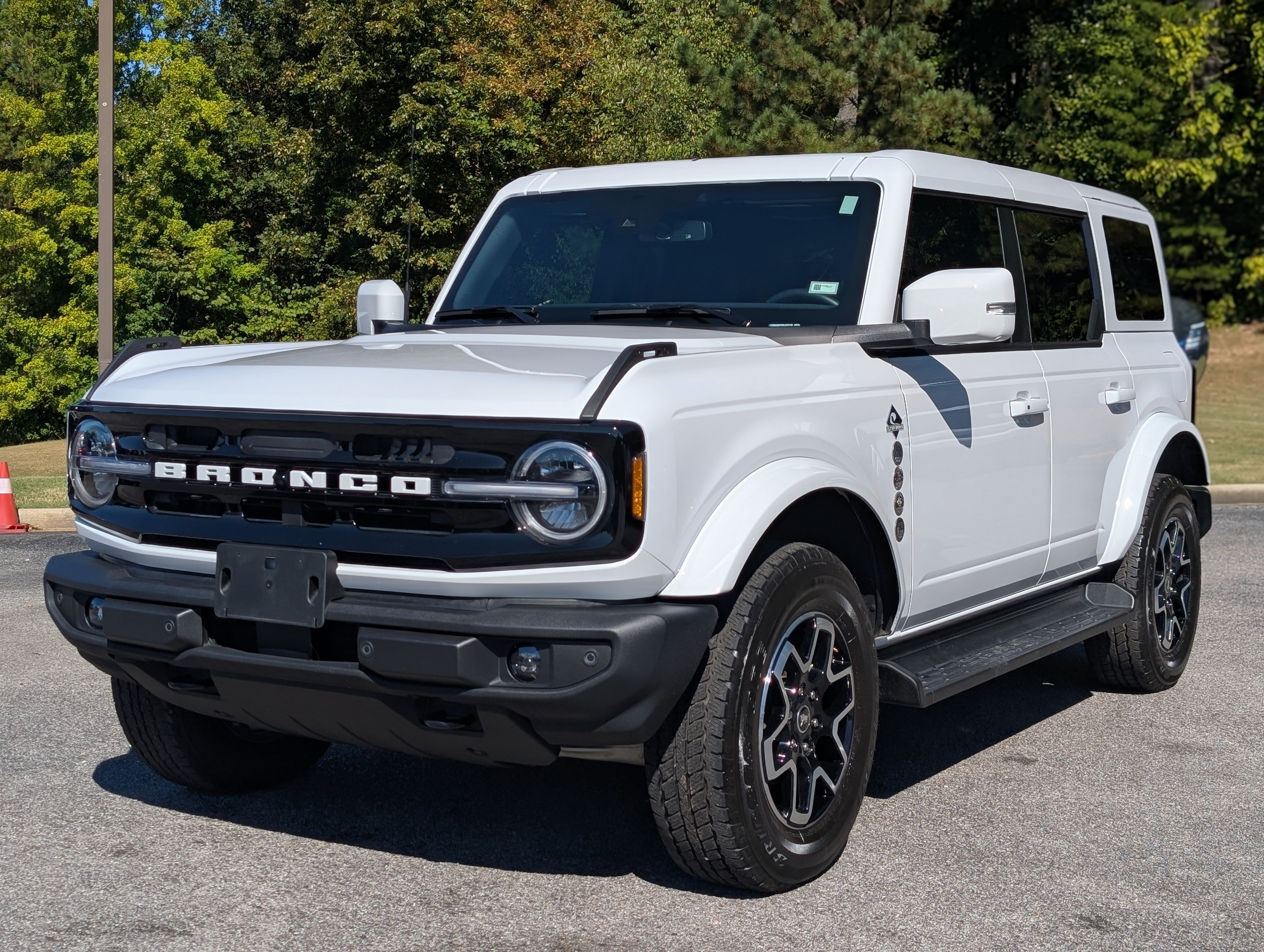 Used 2025 Ford Bronco Outer Banks AWD/4WD image 5