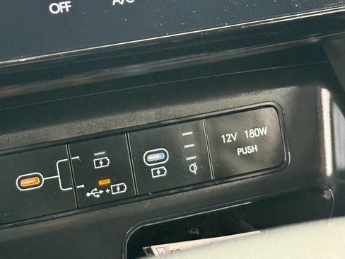 Used 2025 Hyundai Tucson SEL AWD/4WD image 24