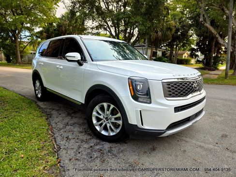 Used 2021 Kia Telluride LX FWD image 19