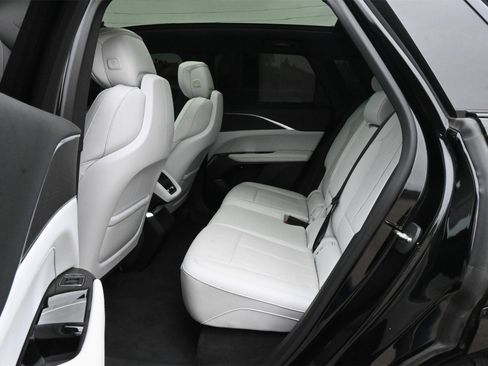 Certified 2024 Cadillac Lyriq Sport image 19