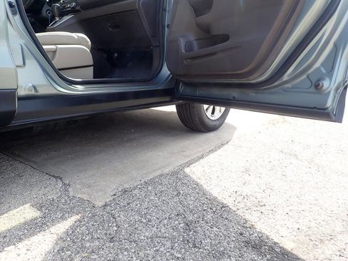 Used 2012 Honda CR-V EX-L image 26