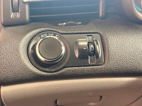 Used 2013 Chevrolet Malibu LS w/ Protection Package FWD image 11