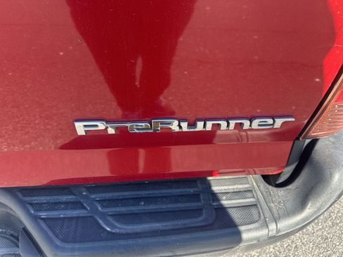 Used 2014 Toyota Tacoma PreRunner w/ Convenience Package RWD image 13