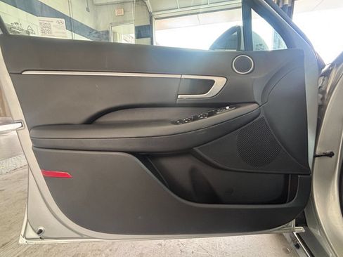 Used 2025 Hyundai Sonata SEL FWD image 18
