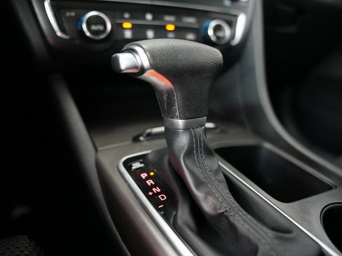 Used 2019 Kia Optima S w/ S Panoramic Sunroof Package image 24