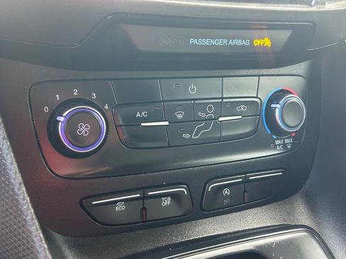 Used 2019 Ford Transit Connect XL image 35