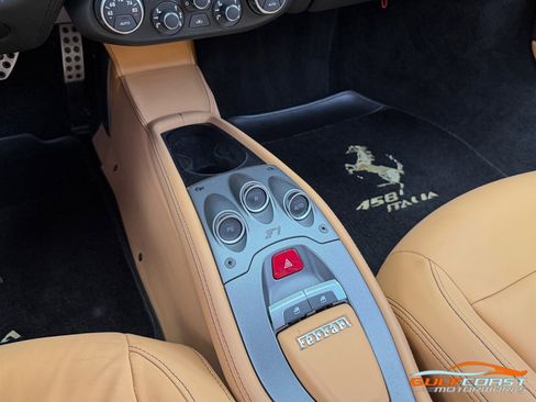 Used 2011 Ferrari 458 Italia Coupe RWD image 17