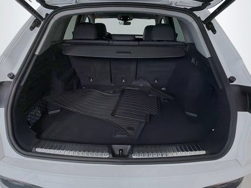 Used 2025 Audi Q5 Premium AWD/4WD image 25