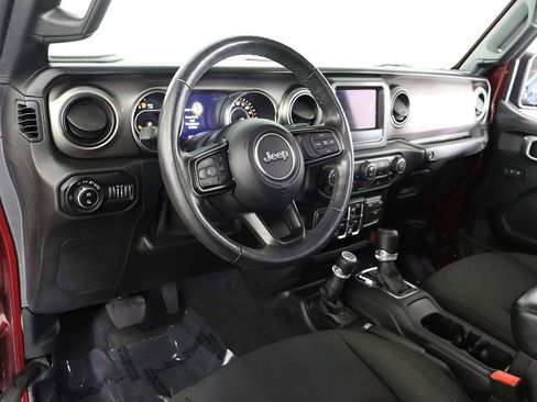 Used 2021 Jeep Gladiator Sport image 24