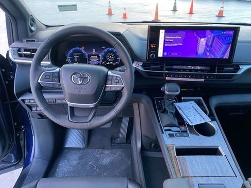 New 2026 Toyota Sienna Limited image 15