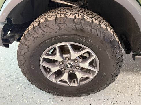 Used 2025 Ford Bronco Badlands AWD/4WD image 29