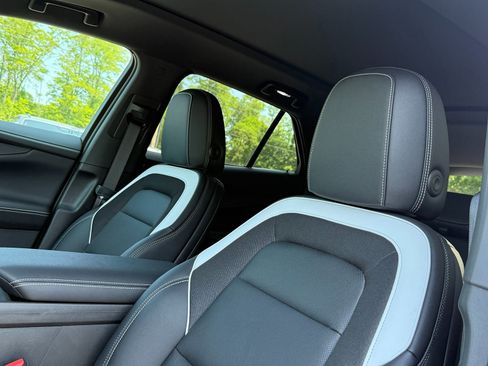 New 2025 Chevrolet Blazer EV LT w/ Super Cruise Package image 22