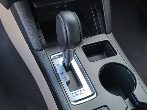 Used 2016 Subaru Legacy 2.5i Limited w/ Popular Package #4 image 31