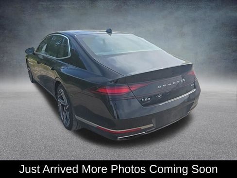 Used 2023 Genesis G90 3.5T AWD/4WD image 2