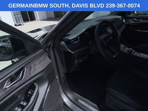 Used 2024 Jeep Grand Cherokee Overland w/ Trailer Tow Package AWD/4WD image 10