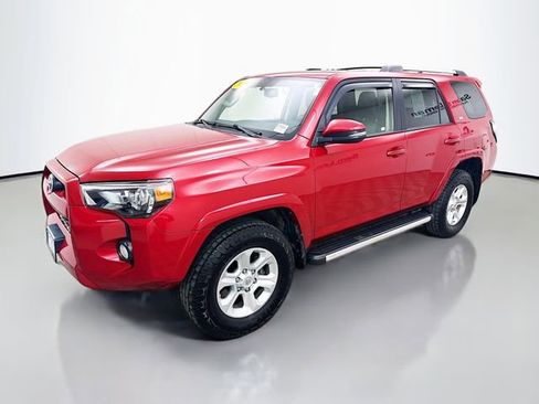 Used 2019 Toyota 4Runner SR5 Premium AWD/4WD image 3