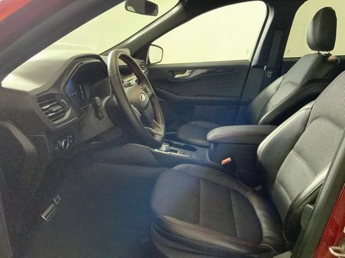 Used 2024 Ford Escape ST-Line w/ Cold Weather Package FWD image 14