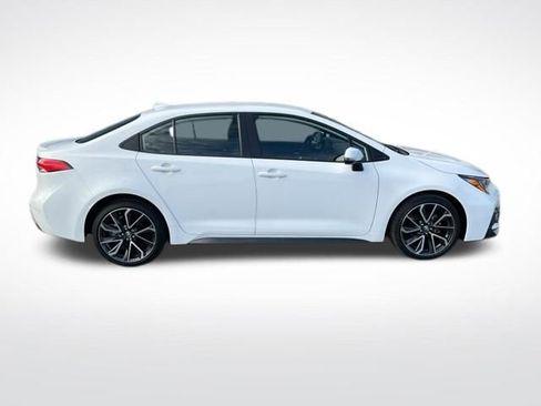 Used 2022 Toyota Corolla SE image 8