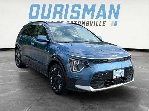 Certified 2023 Kia Niro Wind FWD image 1
