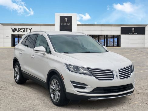 Used 2017 Lincoln MKC Select w/ Select Plus Package AWD/4WD image 1
